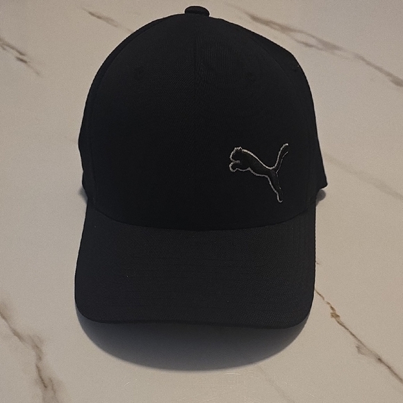 Puma Classic Black Cap - Picture 1 of 4